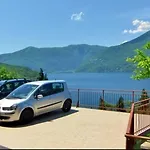 Casa Le Palme Casa vacanze Pino Lago Maggiore