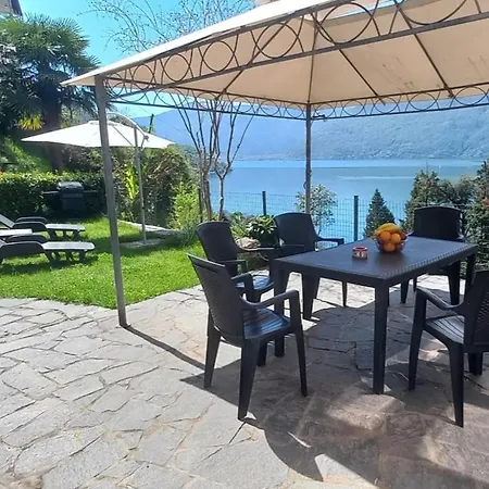 Casa vacanze Casa Le Palme Pino Lago Maggiore