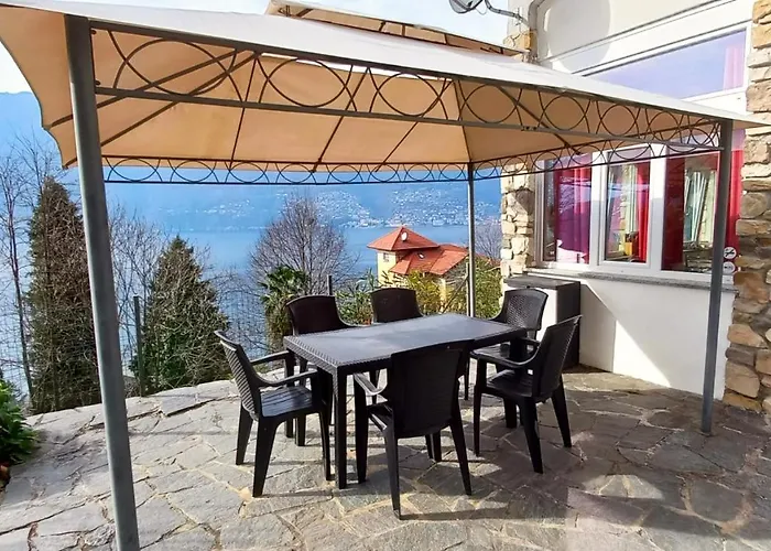 Casa vacanze Casa Le Palme Pino Lago Maggiore