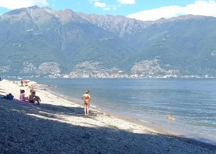 Casa Le Palme Casa vacanze Pino Lago Maggiore