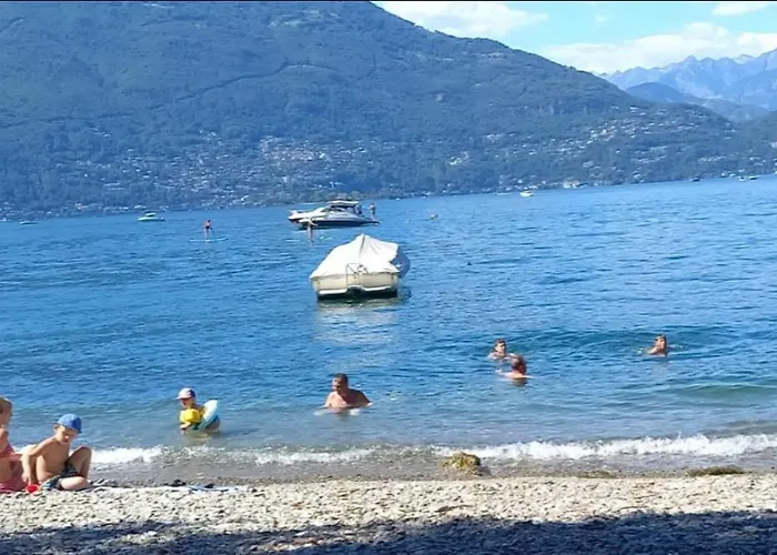 Casa Le Palme Pino Lago Maggiore