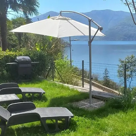 Hébergement de vacances Casa Le Palme Pino Lago Maggiore